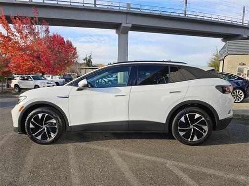 2022 Volkswagen ID.4 Pro