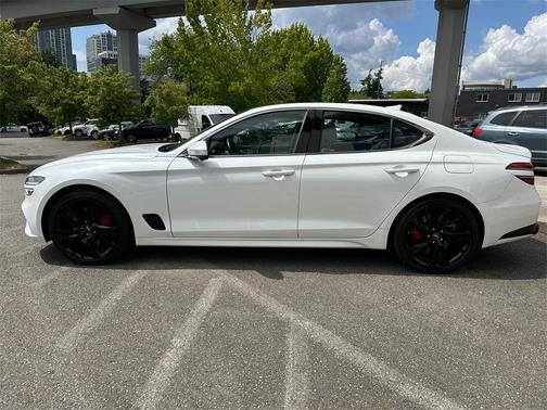 2022 Genesis G70 3.3T