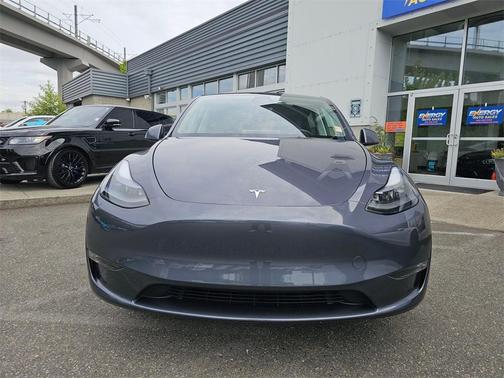 2023 Tesla Model Y Base
