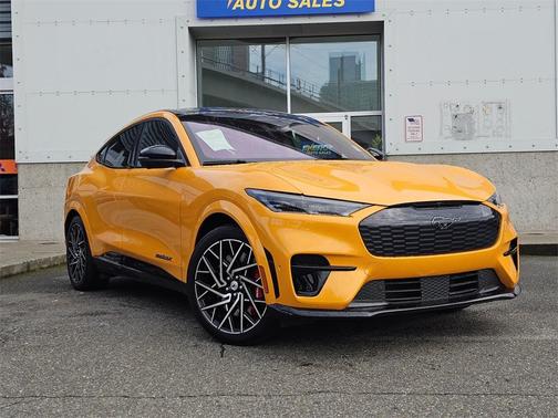 2022 Ford Mustang Mach-E GT