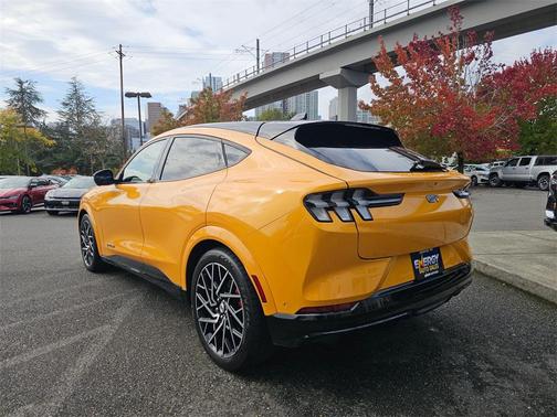 2022 Ford Mustang Mach-E GT