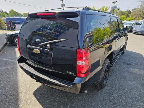 2011 Chevrolet Suburban 1500 LT