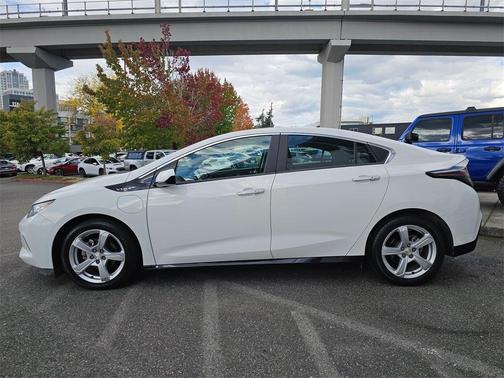 2018 Chevrolet Volt LT