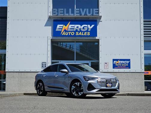 2022 Audi e-tron S line Premium