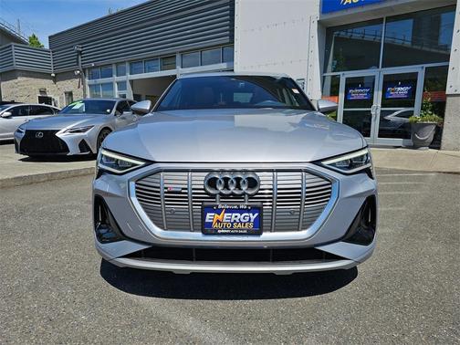 2022 Audi e-tron S line Premium