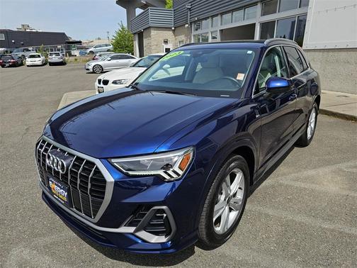 2023 Audi Q3 45 S line Premium