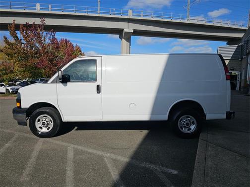 2023 GMC Savana 2500 Work Van