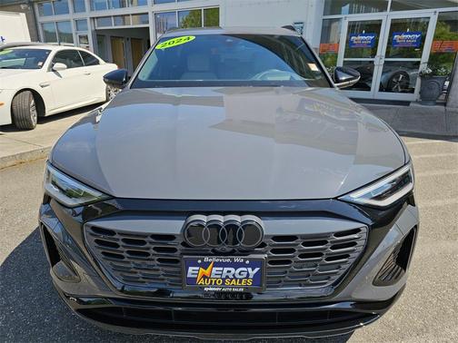 2024 Audi Q8 e-tron Premium