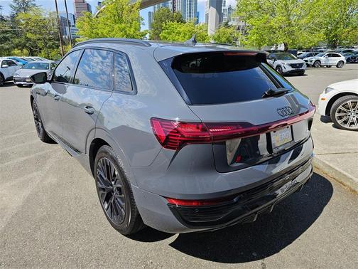 2024 Audi Q8 e-tron Premium