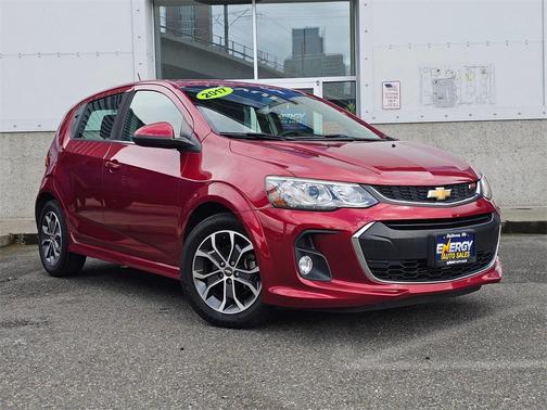 2017 Chevrolet Sonic LT