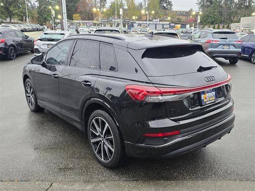 2022 Audi Q4 e-tron 50 Premium Plus