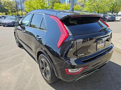 2023 Kia Niro EV Wave