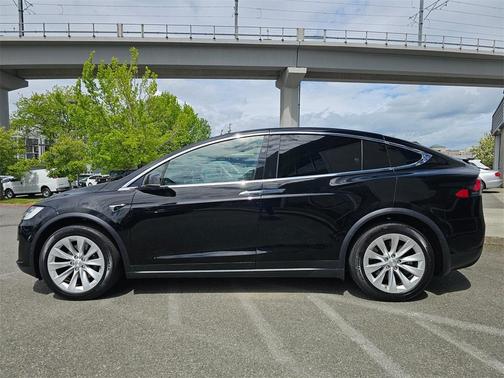 2020 Tesla Model X Long Range