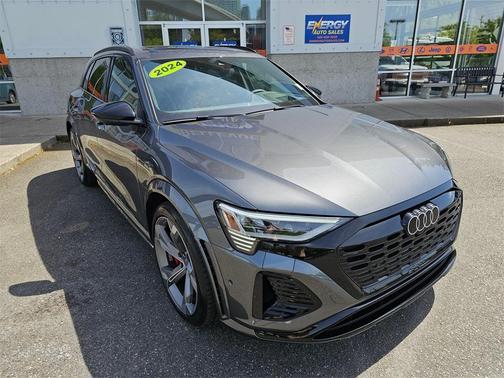 2024 Audi SQ8 e-tron Premium Plus