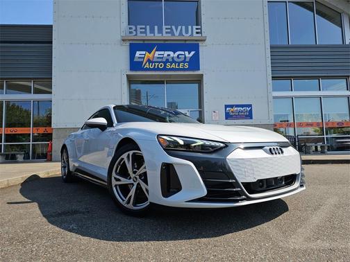 2023 Audi e-tron GT Premium Plus