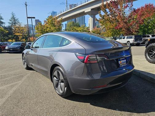 2019 Tesla Model 3 Standard Range Plus