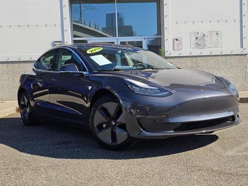 2019 Tesla Model 3 Standard Range Plus