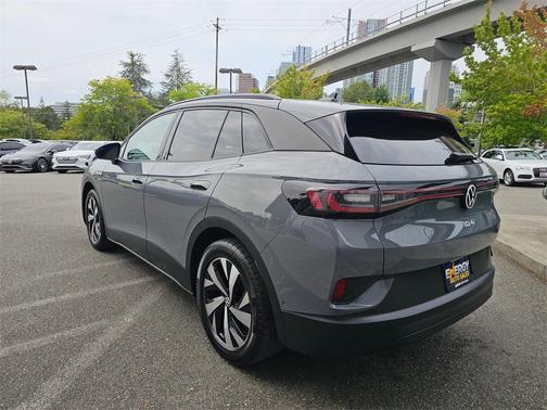 2023 Volkswagen ID.4 Pro