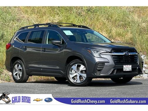 Magnetite Gray Metallic 2025 Subaru Ascent Premium