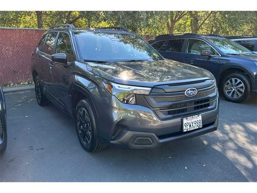2025 Subaru Forester Base