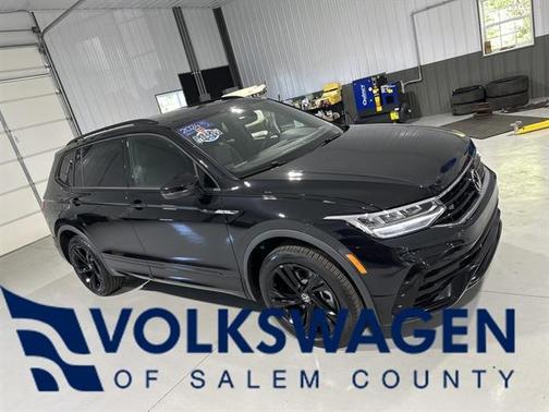 2024 Volkswagen Tiguan 2.0T SE R-Line Black