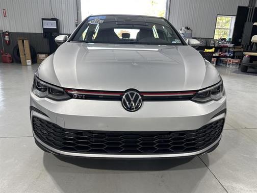 2022 Volkswagen Golf GTI 2.0T SE