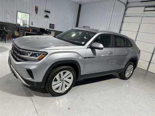 2020 Volkswagen Atlas Cross Sport 2.0T SE w/ Technology