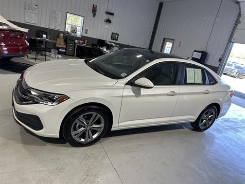 2024 Volkswagen Jetta 1.5T SE