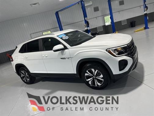 2024 Volkswagen Atlas Cross Sport 2.0T SE