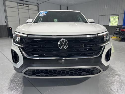2024 Volkswagen Atlas Cross Sport 2.0T SE