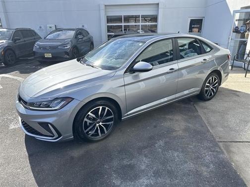 2025 Volkswagen Jetta 1.5T SE