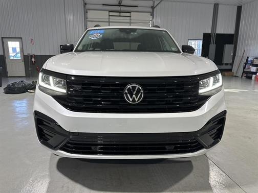 2023 Volkswagen Atlas 3.6 V6 SEL R-Line Black