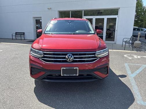 Kings Red 2022 Volkswagen Tiguan 2.0T SE