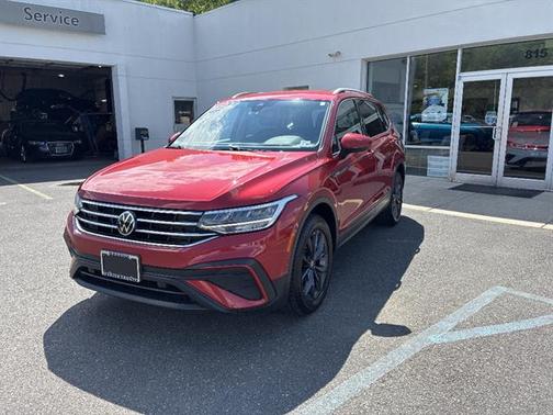 Kings Red 2022 Volkswagen Tiguan 2.0T SE