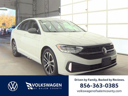 Pure White 2023 Volkswagen Jetta 1.5T Sport