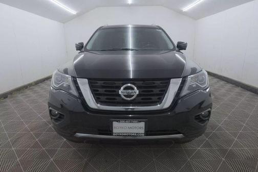2017 Nissan Pathfinder Platinum