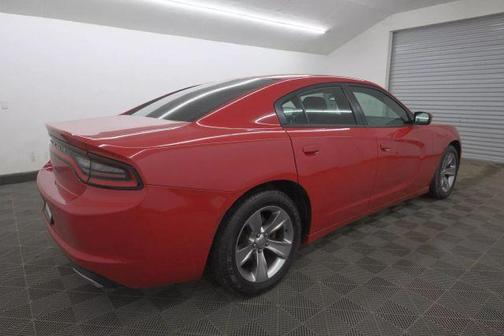 2016 Dodge Charger SE