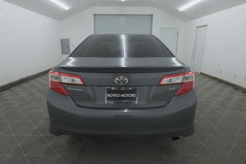 2014 Toyota Camry SE Sport