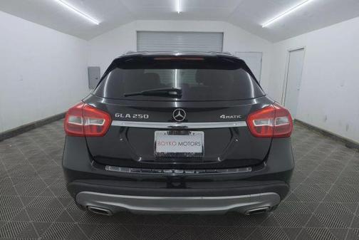 2018 Mercedes-Benz GLA 250 Base 4MATIC