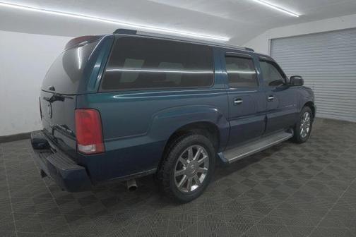 2005 Cadillac Escalade ESV Platinum Edition