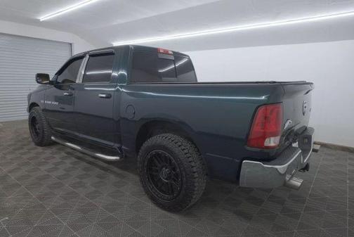 2011 Dodge Ram 1500 SLT 5 1/2 FT