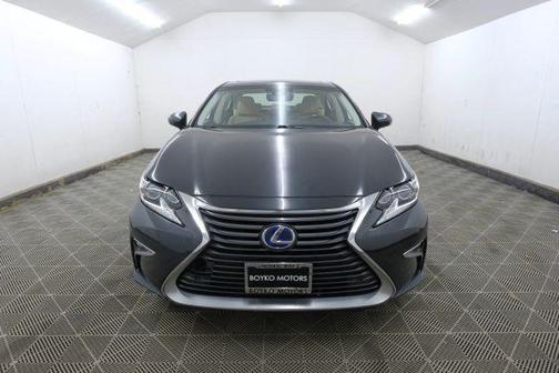 Obsidian Black 2017 Lexus ES 300h Base