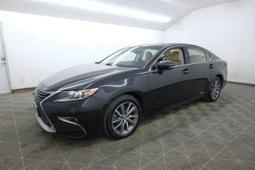 Obsidian Black 2017 Lexus ES 300h Base