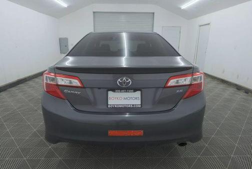 2014 Toyota Camry SE