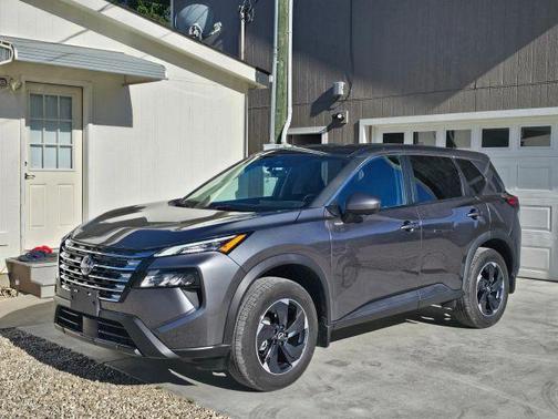 Gun Metallic 2026 Nissan Rogue SV