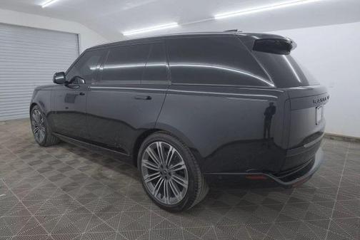 2023 Land Rover Range Rover Autobiography