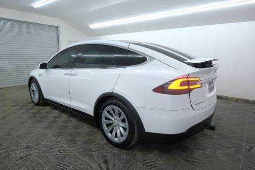 2016 Tesla Model X 90D