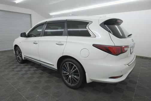 2016 INFINITI QX60 Base