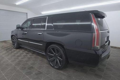 2016 Cadillac Escalade ESV Platinum