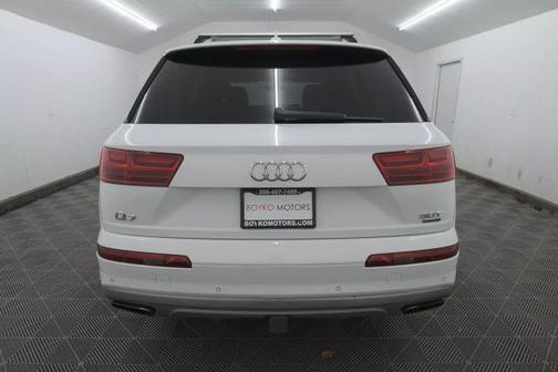 2017 Audi Q7 3.0T Premium Plus